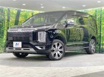 2019 Mitsubishi Delica D5