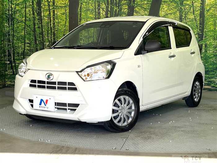 2018 Daihatsu Mira Es