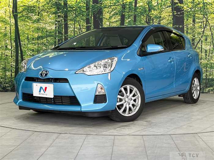 2013 Toyota AQUA