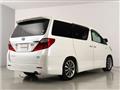 2011 Toyota Alphard Hybrid