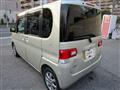 2012 Daihatsu Tanto