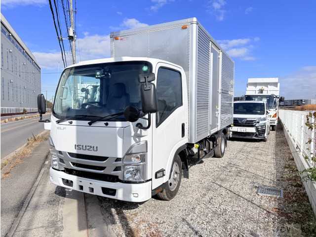 2023 Isuzu Isuzu Others