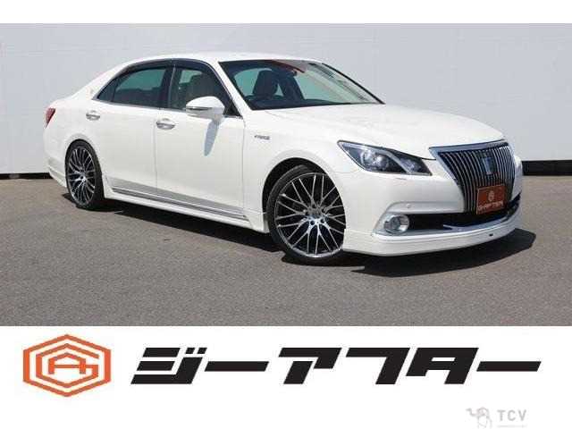 2014 Toyota Crown Majesta