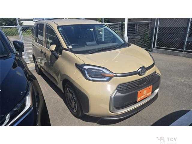 2022 Toyota Sienta