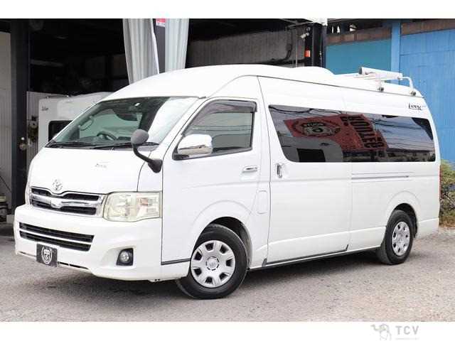 2011 Toyota Hiace Van