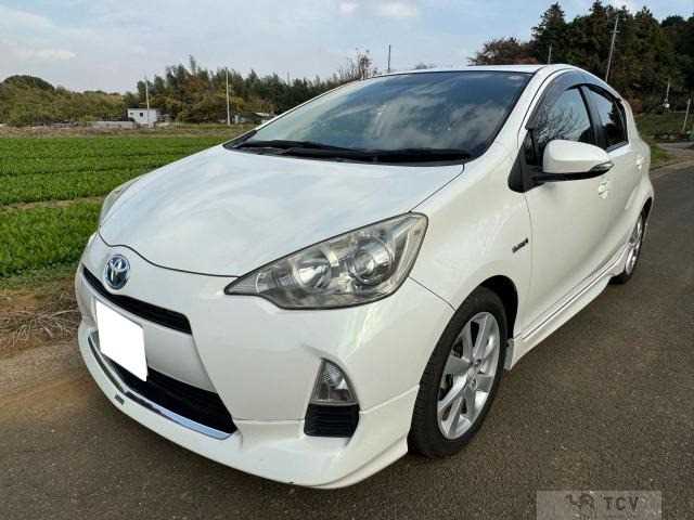 2012 Toyota AQUA