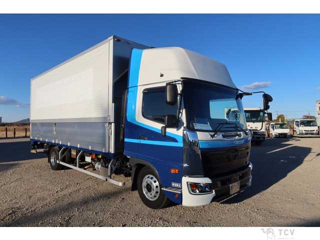 2017 Hino Hino Others