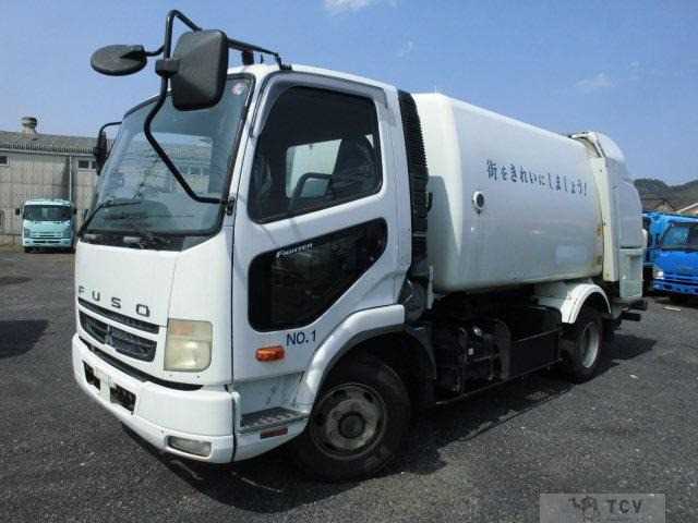 2009 Mitsubishi Fighter