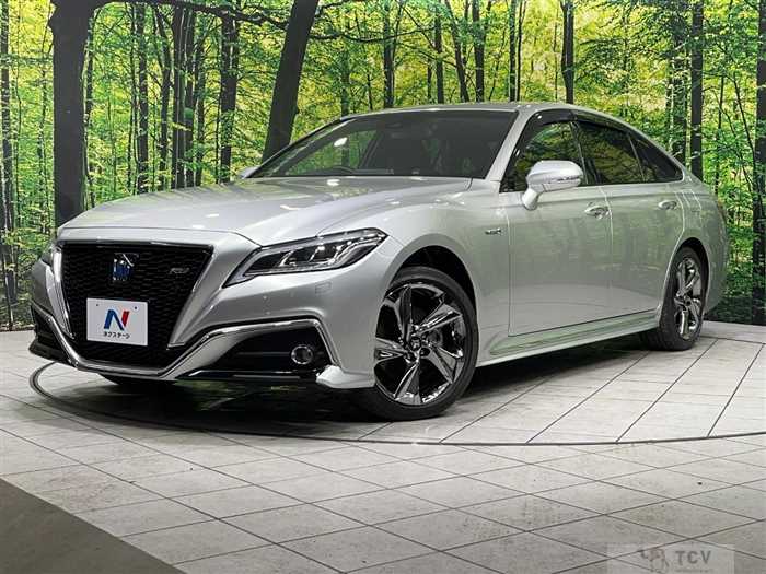 2019 Toyota Crown Hybrid