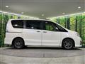 2011 Nissan Serena