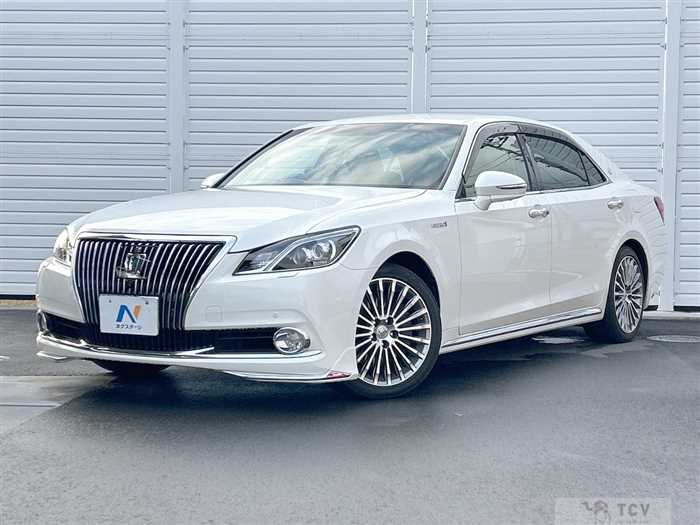 2015 Toyota Crown Majesta