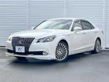 2015 Toyota Crown Majesta