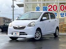 2013 Daihatsu Mira Es