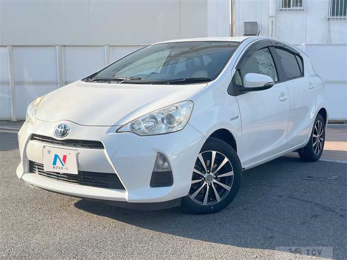 2013 Toyota AQUA