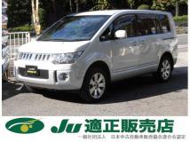 2012 Mitsubishi Delica D5