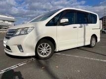 2011 Nissan Serena