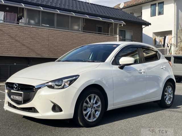 2018 Mazda Demio