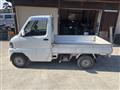 2003 Mitsubishi Minicab Truck