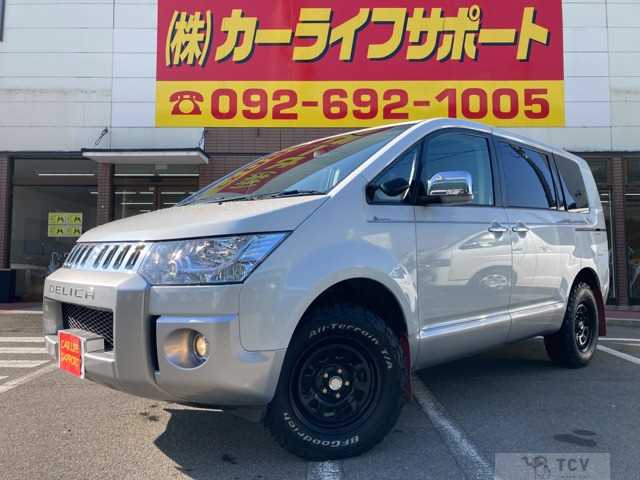 2019 Mitsubishi Delica D5