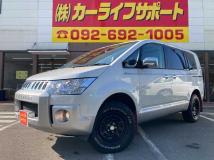 2019 Mitsubishi Delica D5