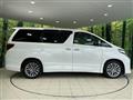 2014 Toyota Alphard