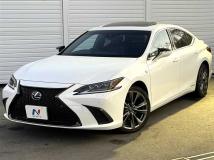 2020 Lexus ES