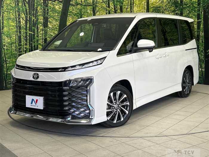 2023 Toyota Voxy