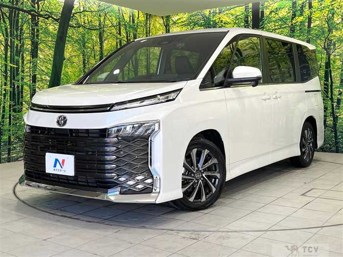 2023 Toyota Voxy
