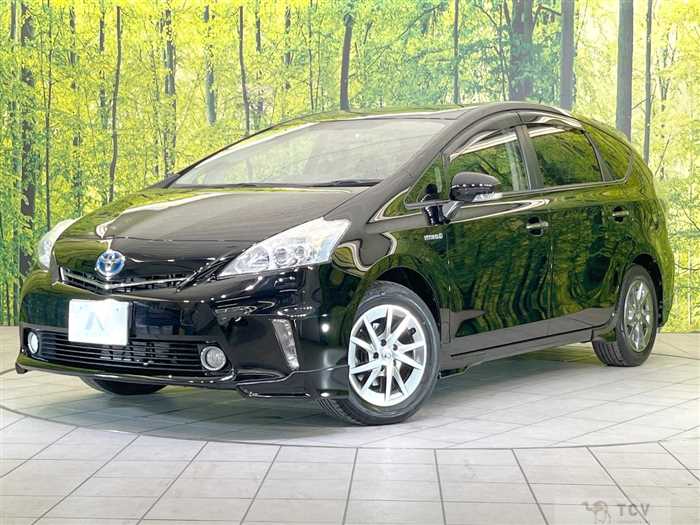 2013 Toyota PRIUS α