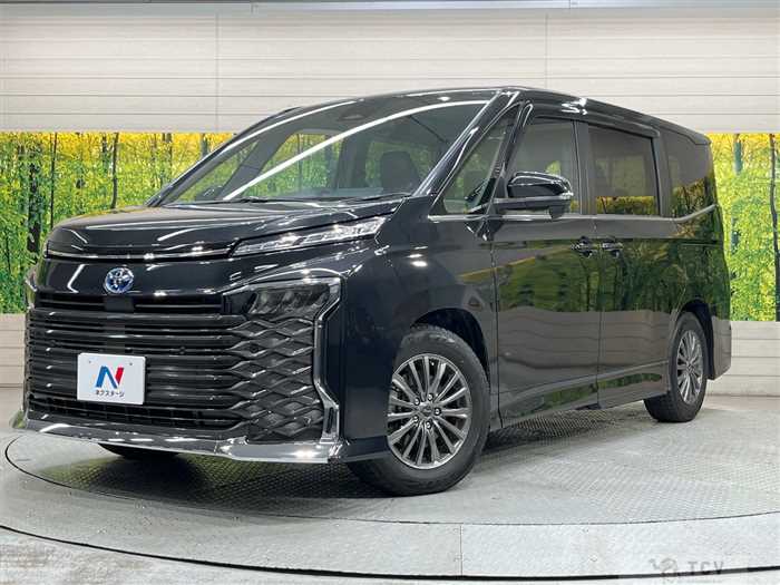 2024 Toyota Voxy