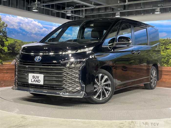 2022 Toyota Voxy