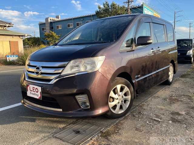 2013 Nissan Serena