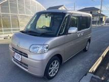 2011 Daihatsu Tanto
