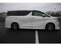 2015 Toyota Vellfire