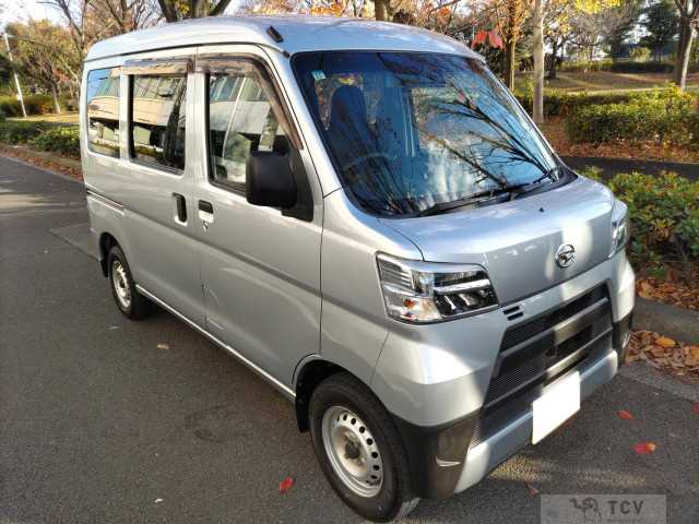 2020 Daihatsu Hijet Cargo