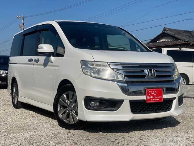 2013 Honda Step WGN