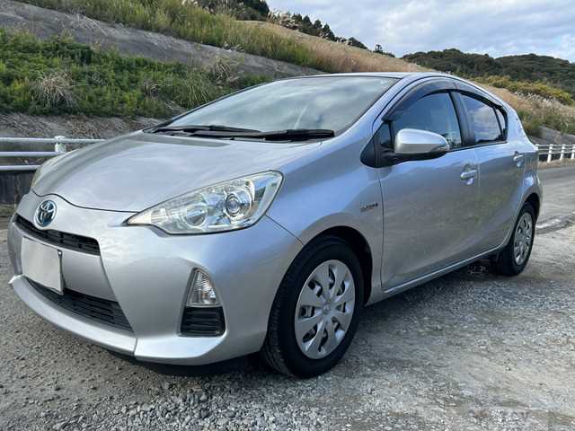 2013 Toyota AQUA