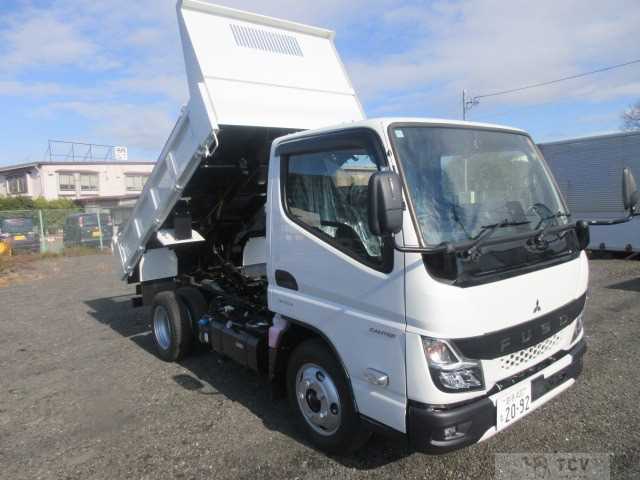 2025 Mitsubishi Canter