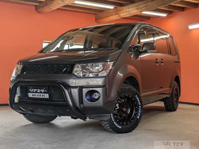 2016 Mitsubishi Delica D5
