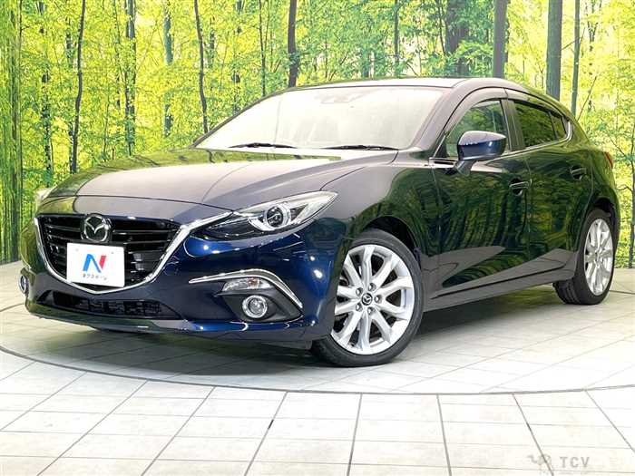 2015 Mazda Axela Sport