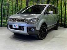 2015 Mitsubishi Delica D5