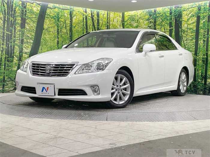 2012 Toyota Crown