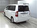 2011 Toyota Noah