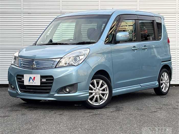 2014 Mitsubishi Delica D2