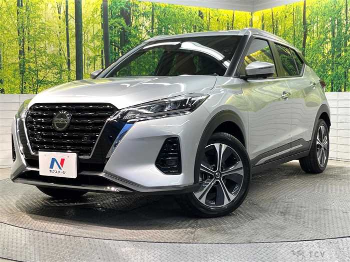 2023 Nissan KIX