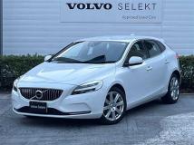 2018 Volvo V40