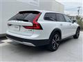 2022 Volvo V90
