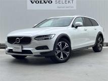 2022 Volvo V90
