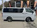 2005 Toyota Hiace Van