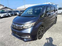 2015 Honda Step WGN